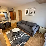 28 Apartamento *